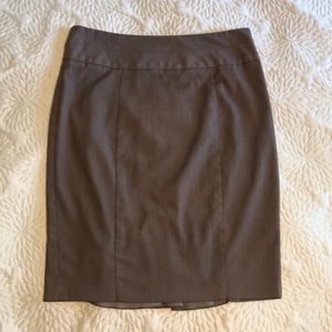 BCX Brown Ruffle Pencil Skirt! 🤎